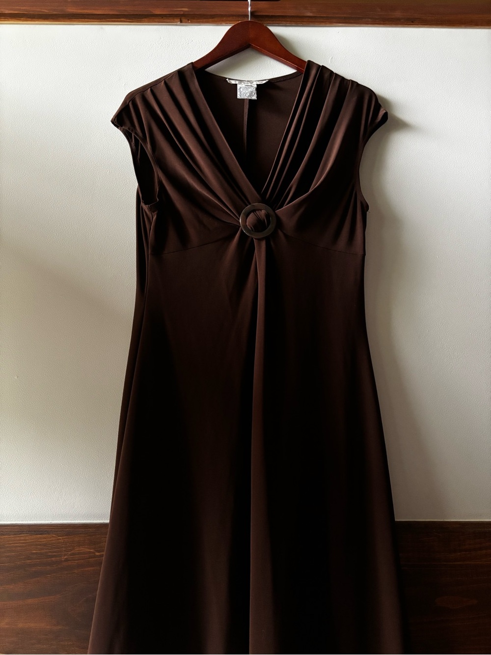 Evan Picone Dark Brown V-Neck Ring Front Dress